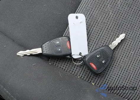 2017 Jeep Compass Sport 4X4 z USA, uszkodzony, nr VIN 1C4NJDBB6HD138171